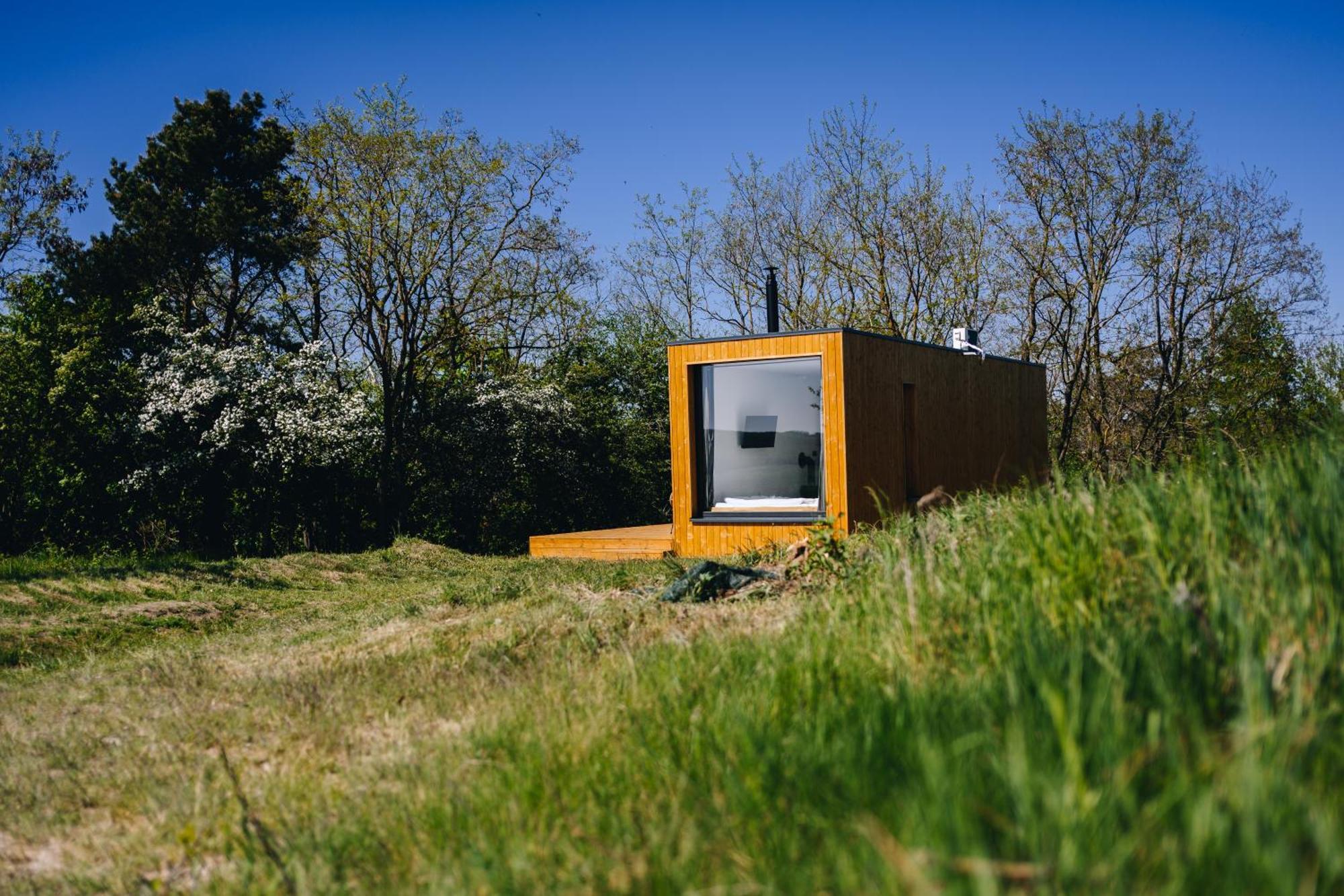 Glamping Na Vyhlidce * Dolní Kounice